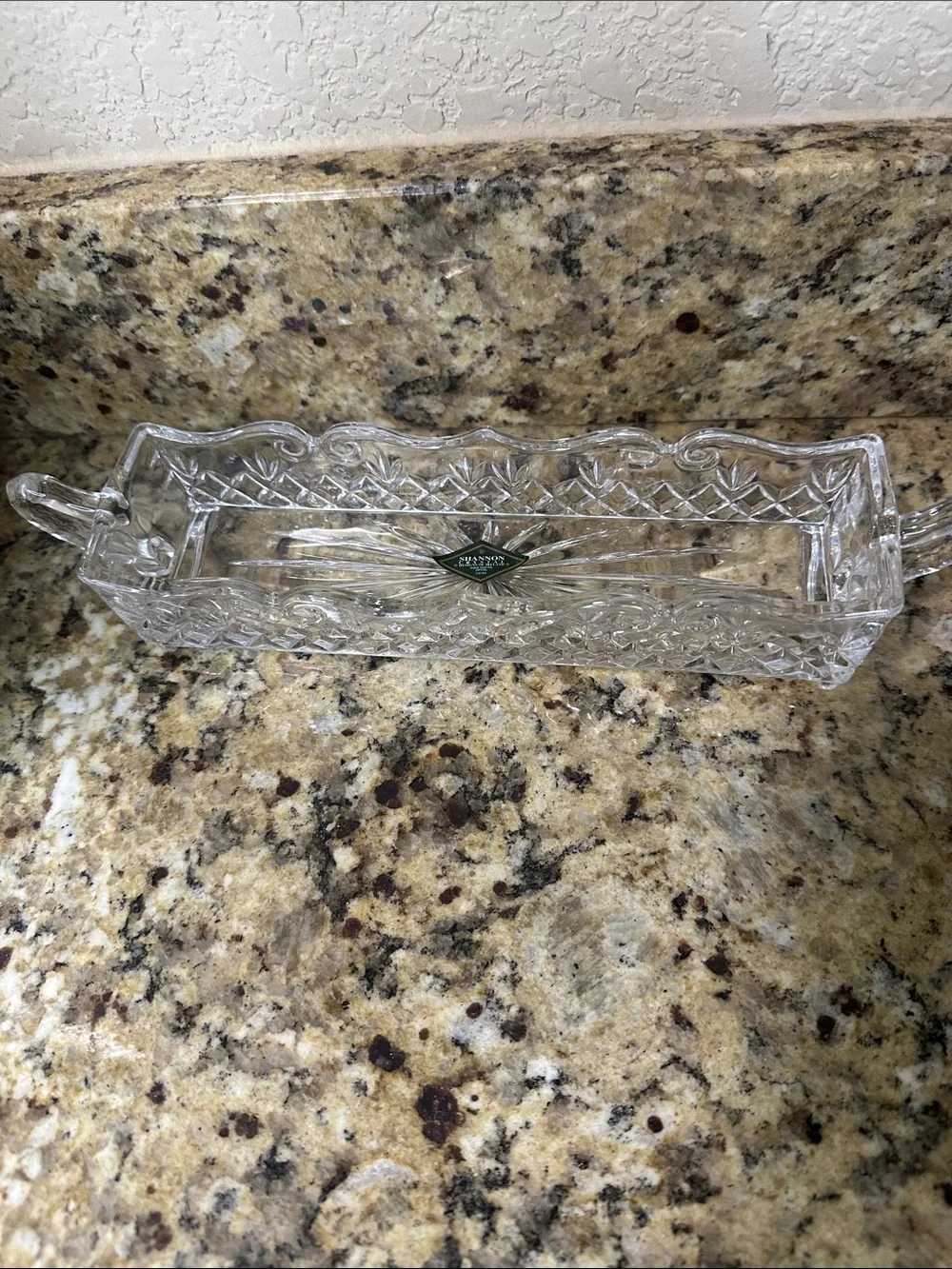 Crystal-Cut Clear Glass Serving Tray - Elegant Handle Design